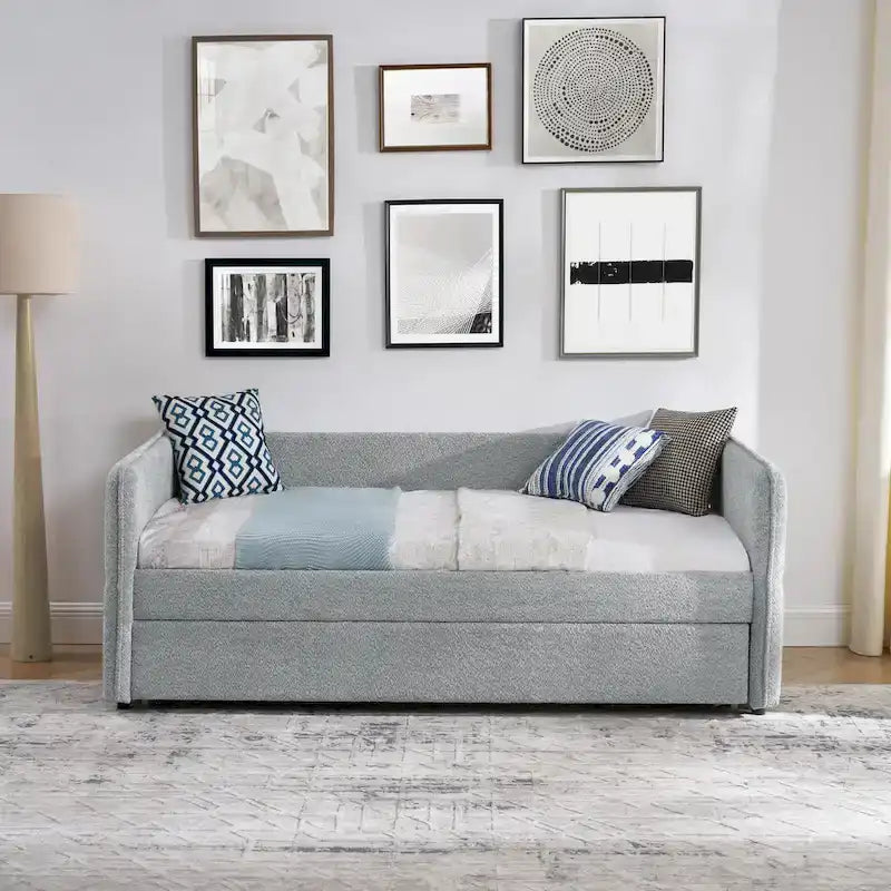 Lit de repos en tissu bouclé gris avec lit gigogne profil bas
