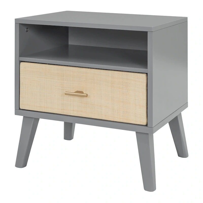Lit plateforme gris grand format avec tête de lit capitonnée et pieds en bois