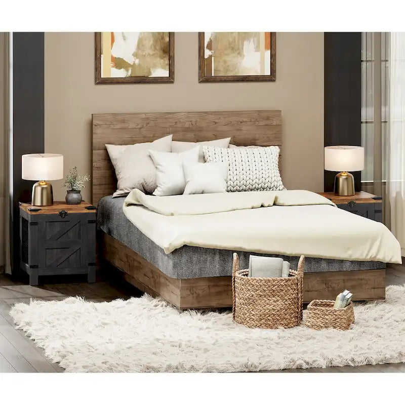 Table d'appoint relevable avec serrure rustique et treillis métallique décoratif