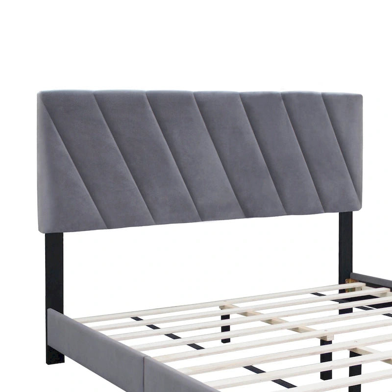 Lit plateforme Queen en velours gris avec tête de lit capitonnée à rainures réglable