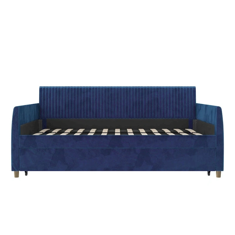 Lit de repos simple rembourré en velours bleu avec dossier capitonné et pieds en laiton