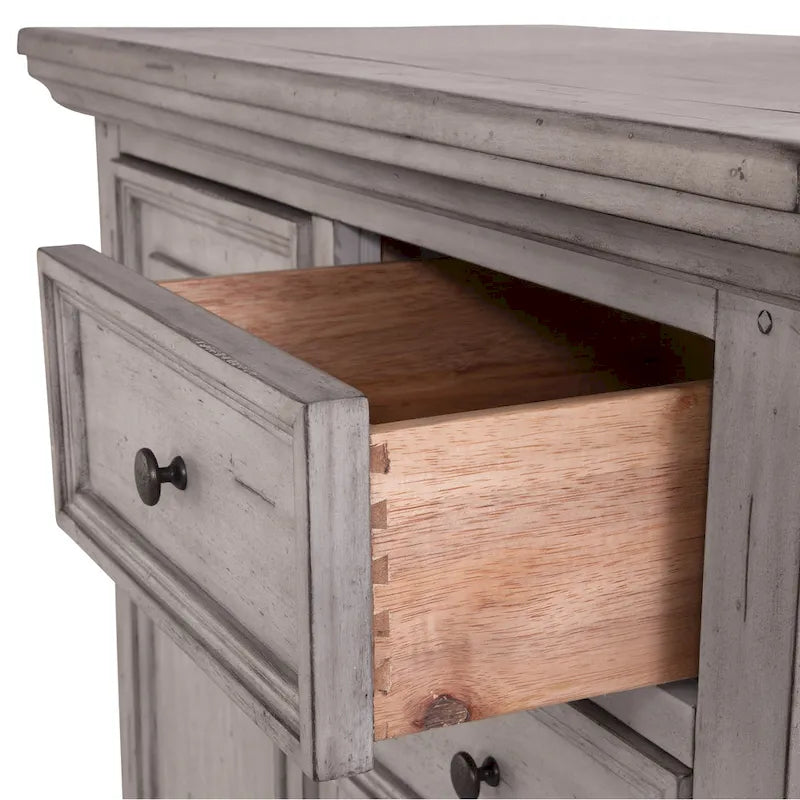 Commode rustique à 5 tiroirs avec poignées en métal martelé à la finition vieillie