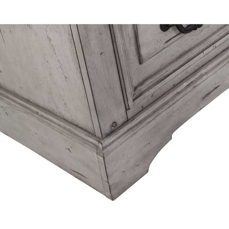 Commode rustique à 5 tiroirs avec poignées en métal martelé à la finition vieillie